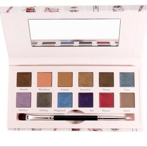 Cargo “suited to a tea” eyeshadow pallet